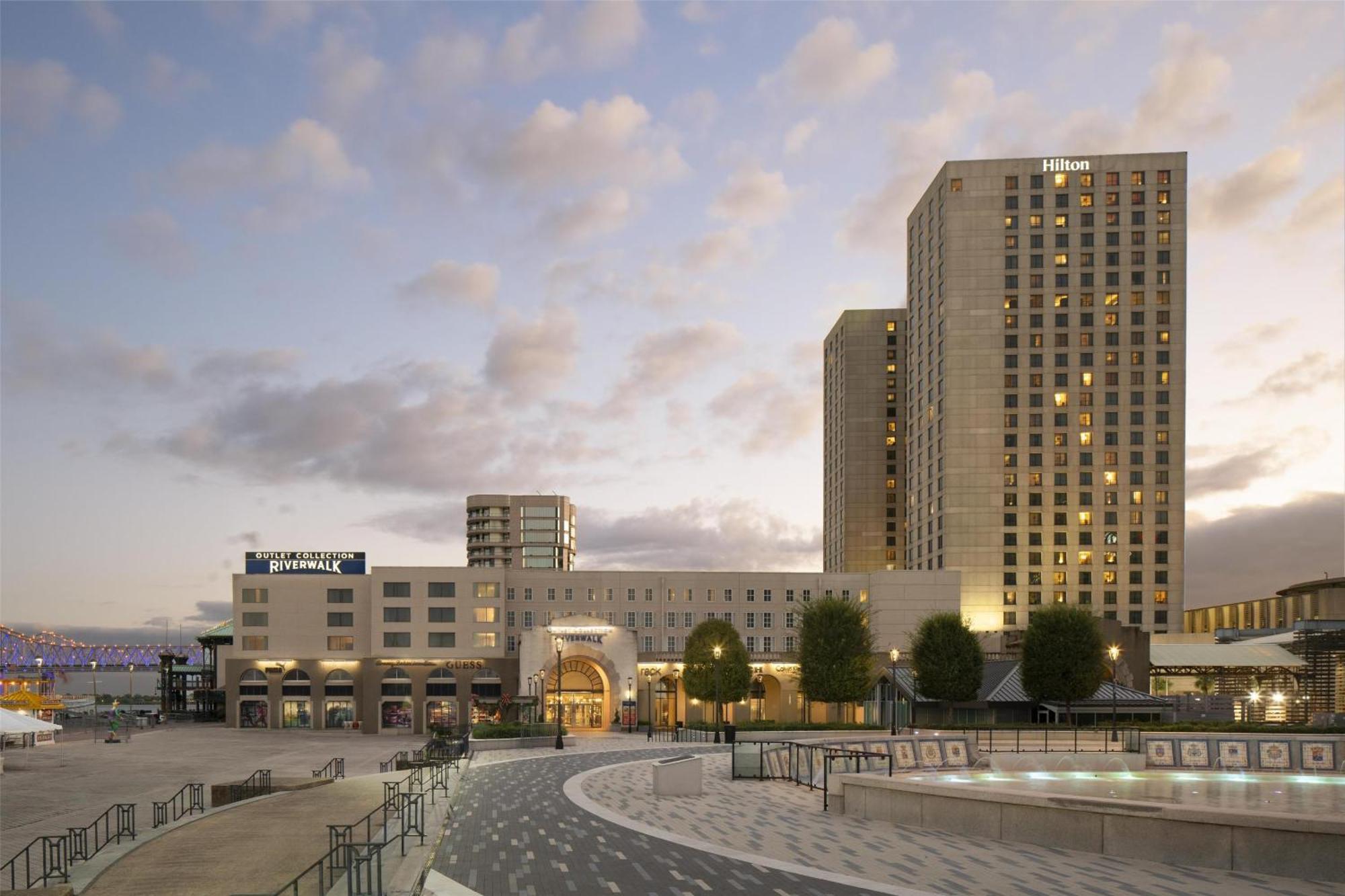 HILTON NEW ORLEANS RIVERSIDE | ACCOMMODATION IN THE CENTRAL AREA WITH 7 ...