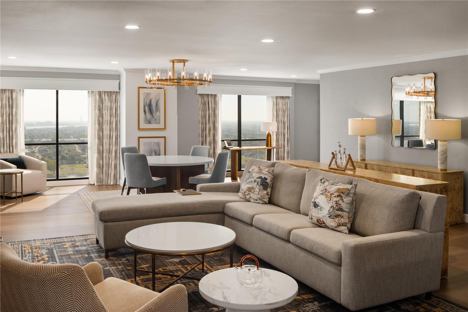 HILTON NEW ORLEANS RIVERSIDE | ACCOMMODATION IN THE CENTRAL AREA WITH 7 ...